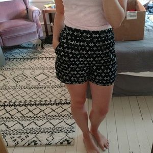 High Waist Pattern Short